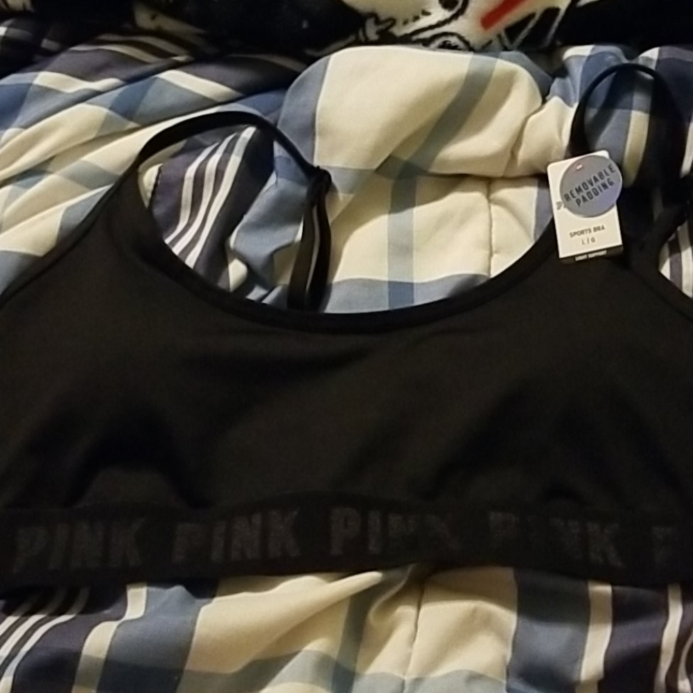 Brand new womens sports bra